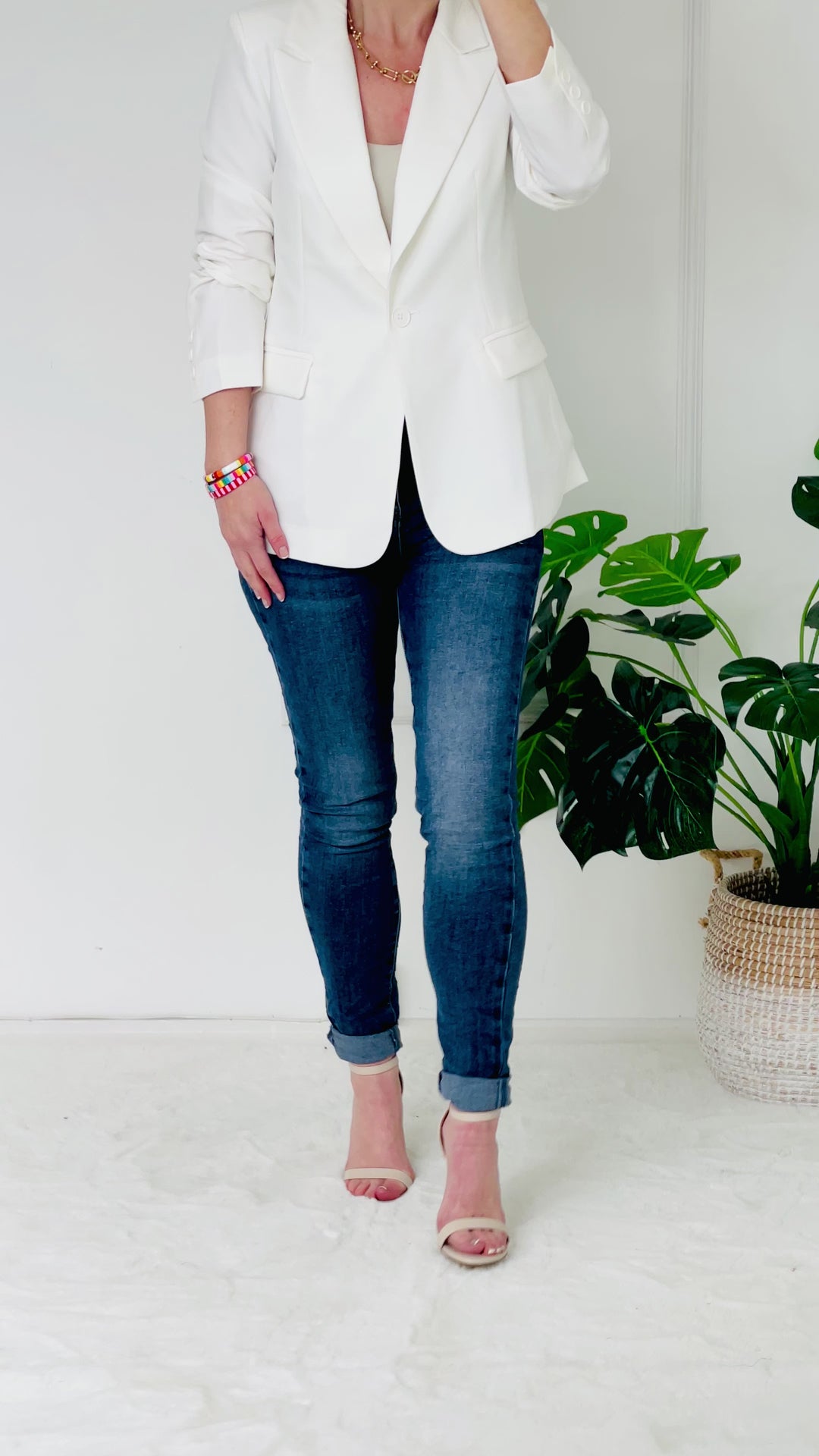 Laura Blazer | White