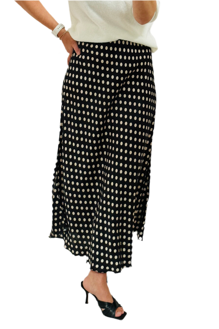 *** PRE ORDER *** Sarah Polka Dot Skirt (Black or Chocolate)
