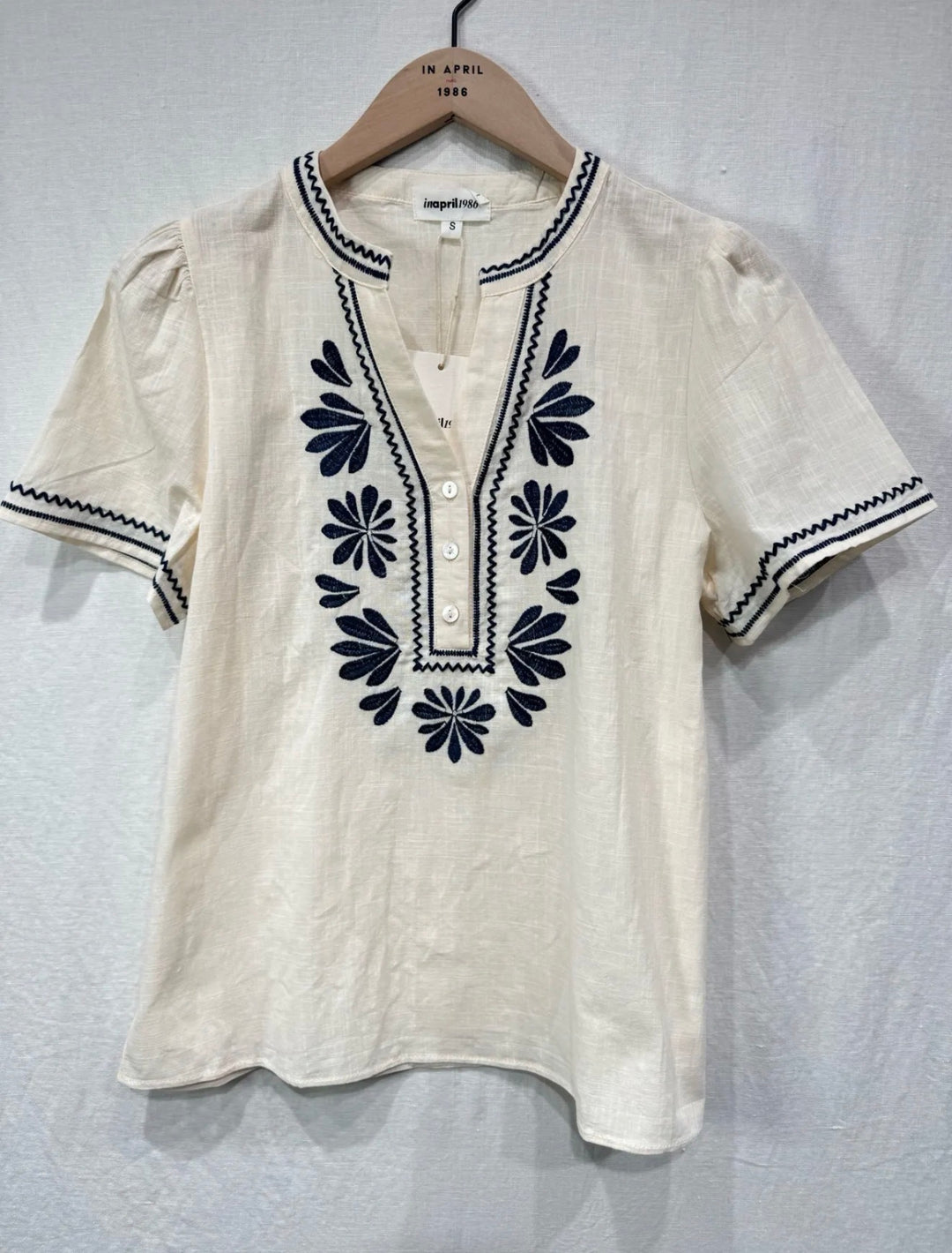 Arti Embroidered Short Sleeve Blouse