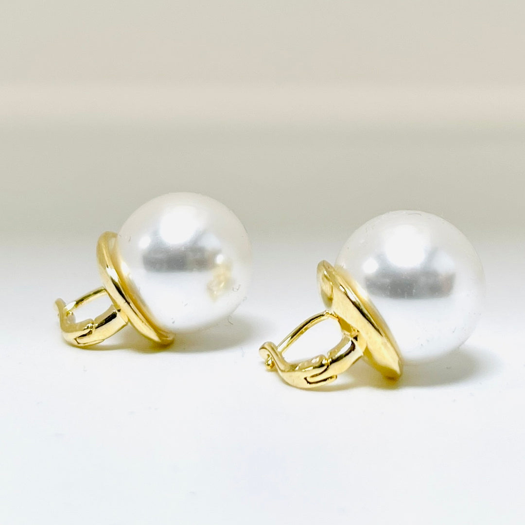 Statement Pearl Earrings | Gold