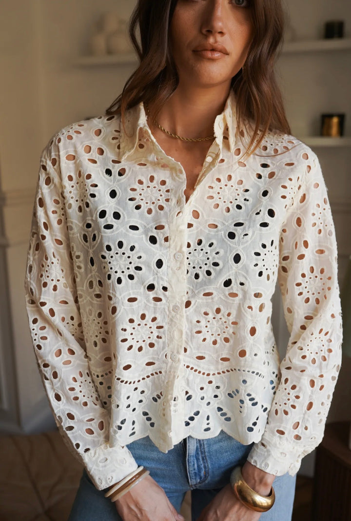Carrie Broderie Blouse (Cream)