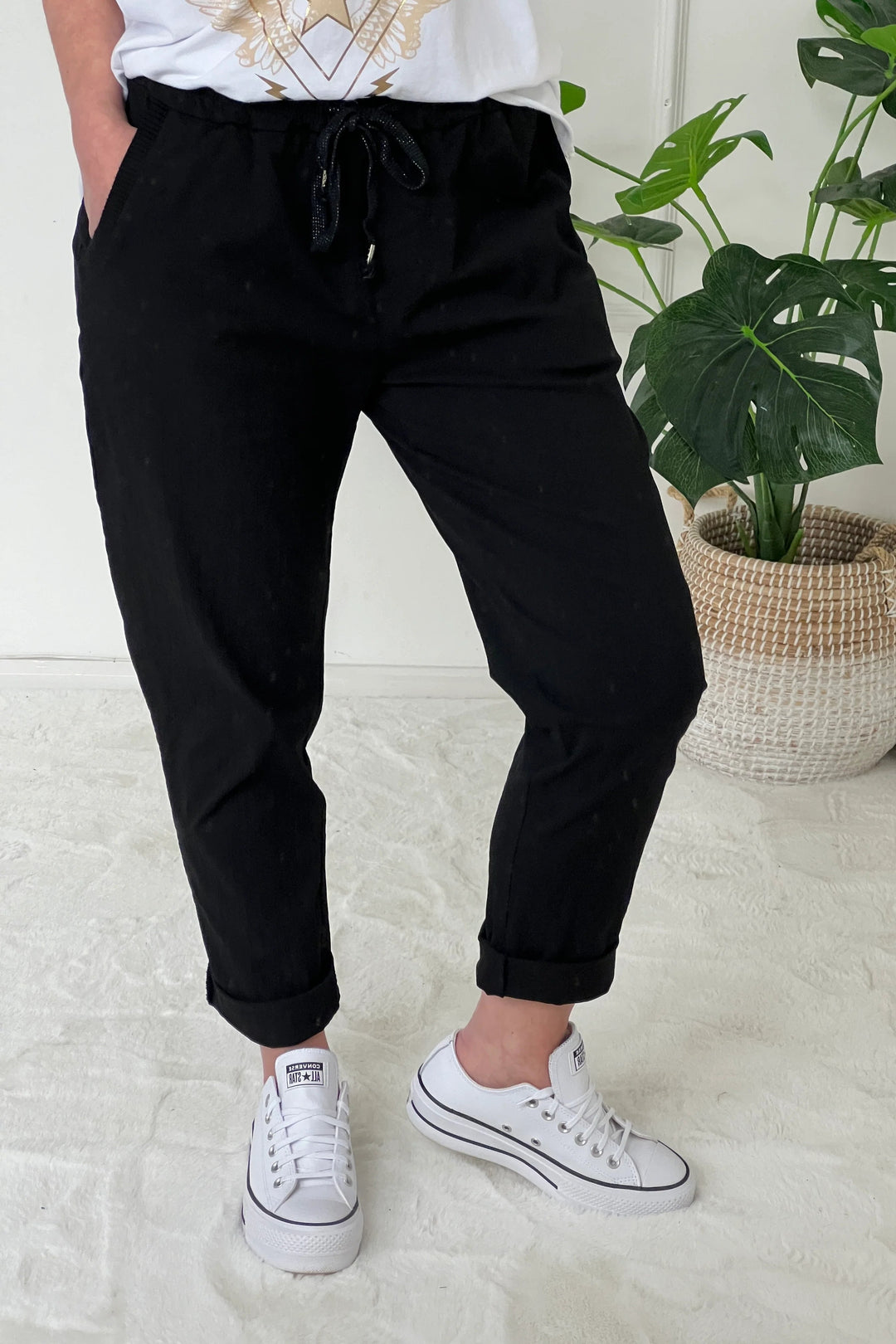 Lucia Relaxed Magic Joggers | Black