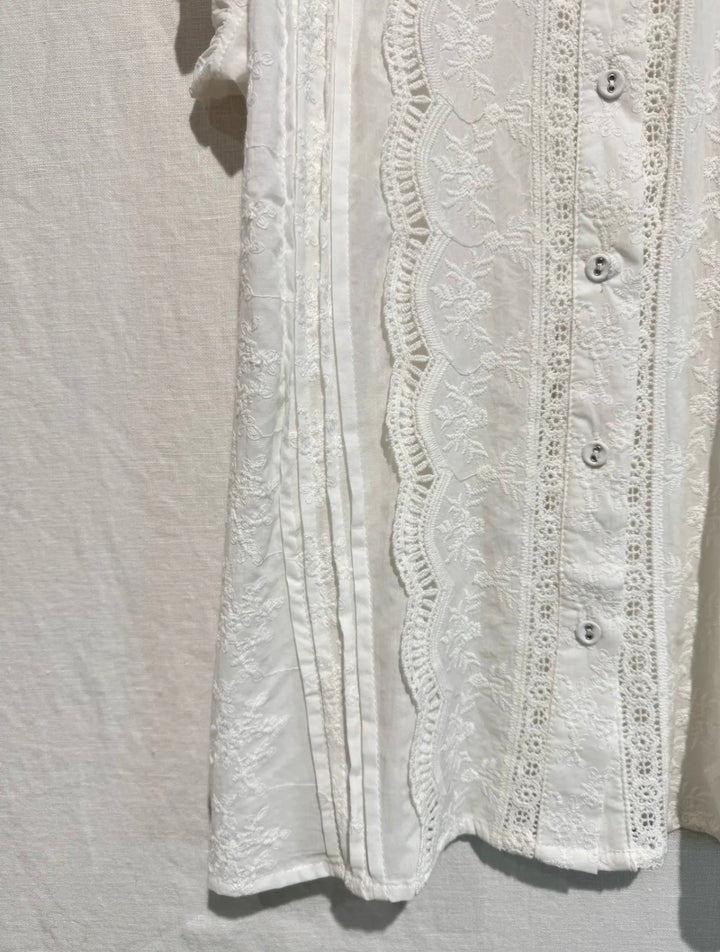 Christine Crochet Trim Embroidered Short Sleeve Blouse
