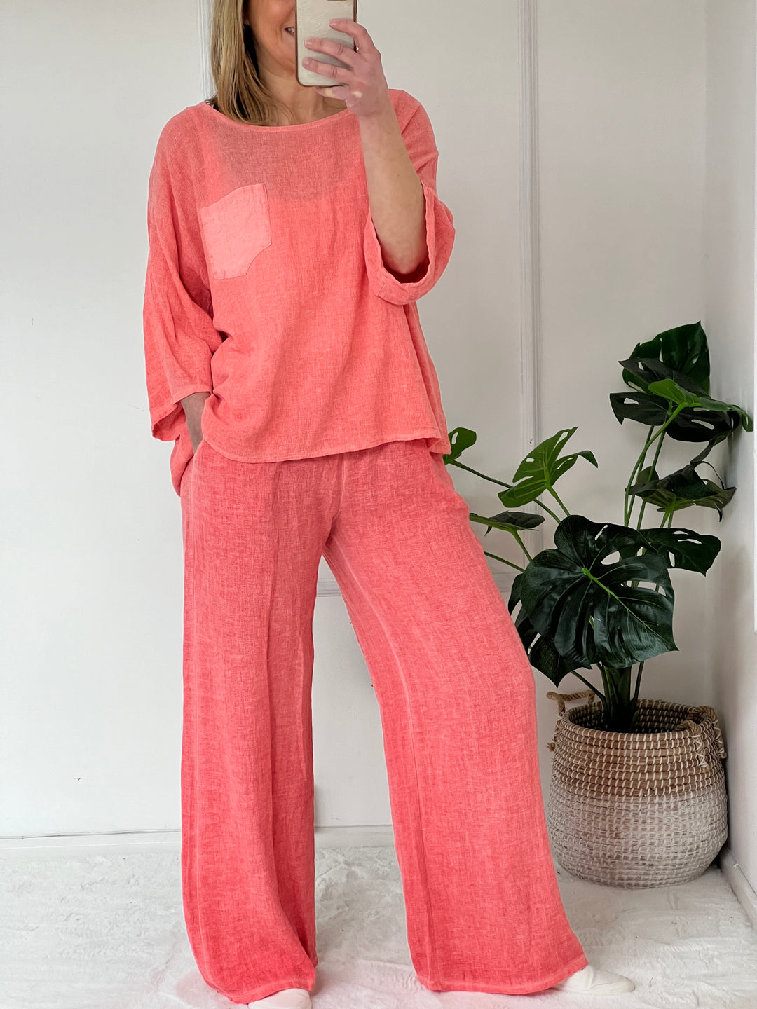 Jelena Washed Linen Trousers | Coral