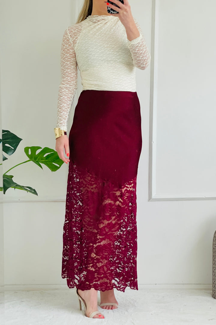 Claire Lace Skirt | Burgundy