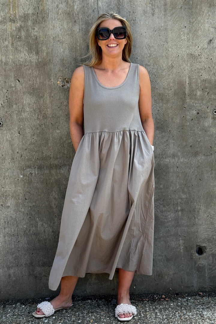 Cove Dress - OUTLET
