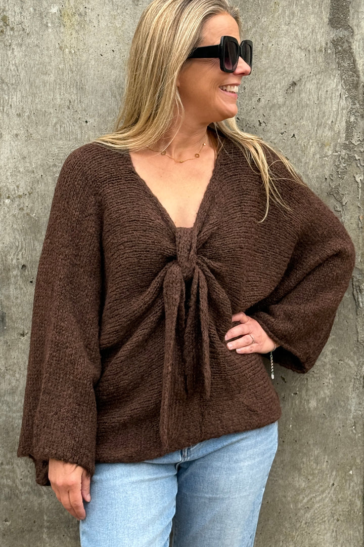 Kennedy Bow Jumper