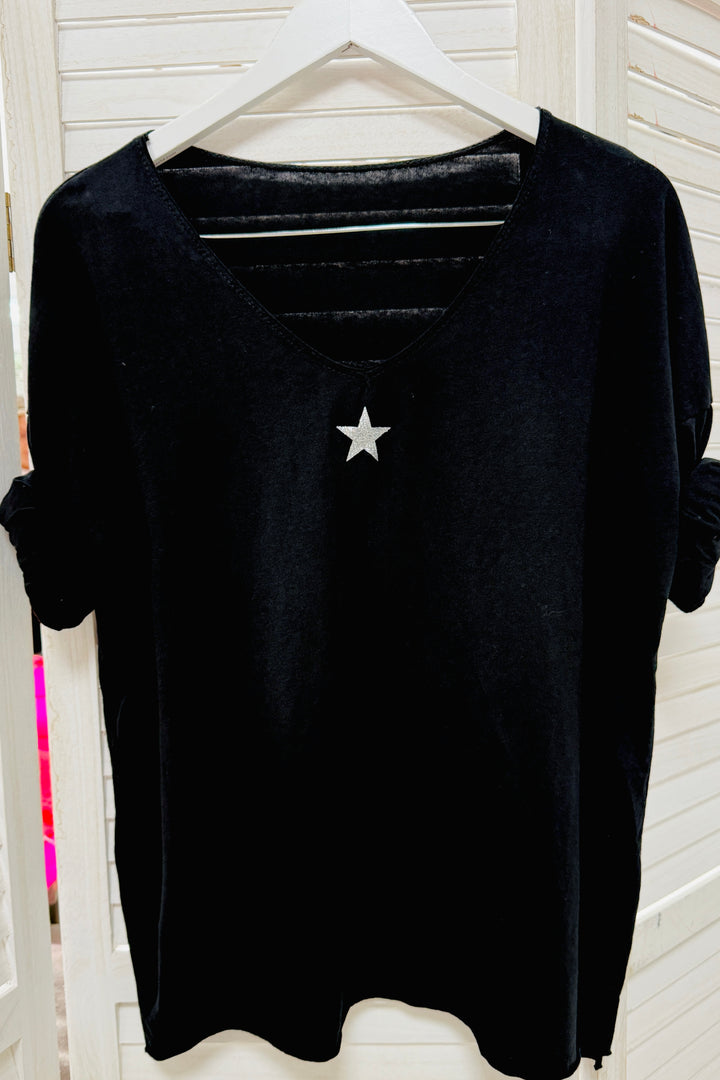 STAR Longsleeve T Shirt (Black or White)