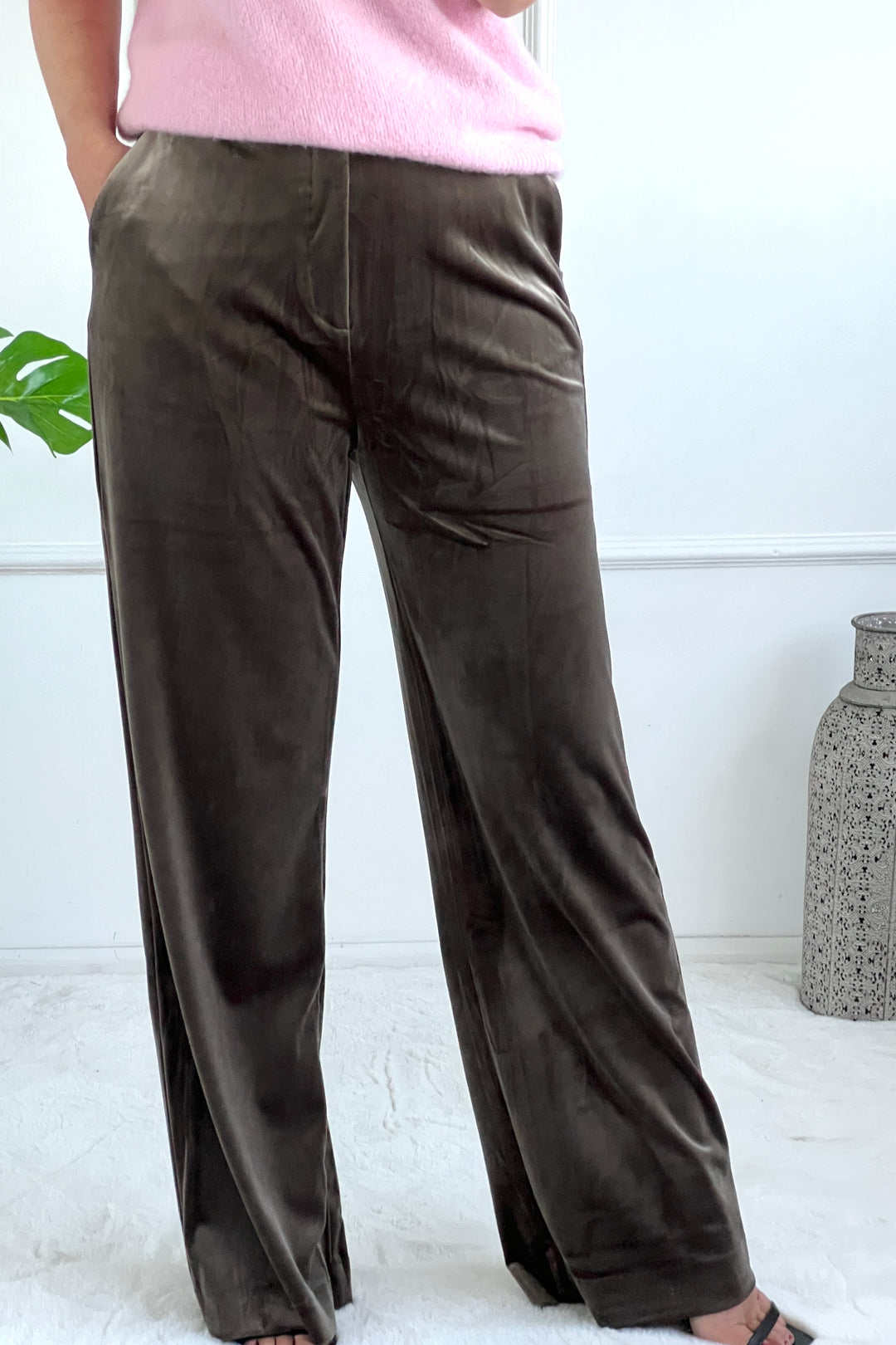 Riley Velvet Trousers | Mushroom