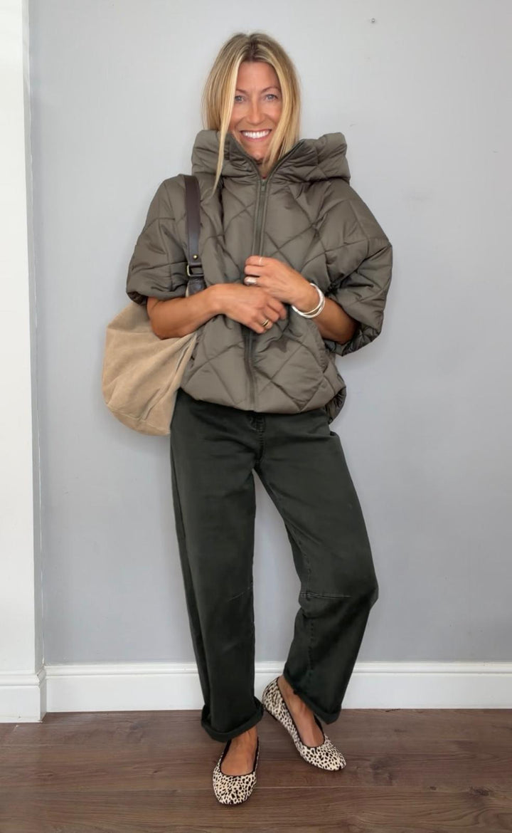 Hayley Carrot Leg Cropped Jeans in Khaki