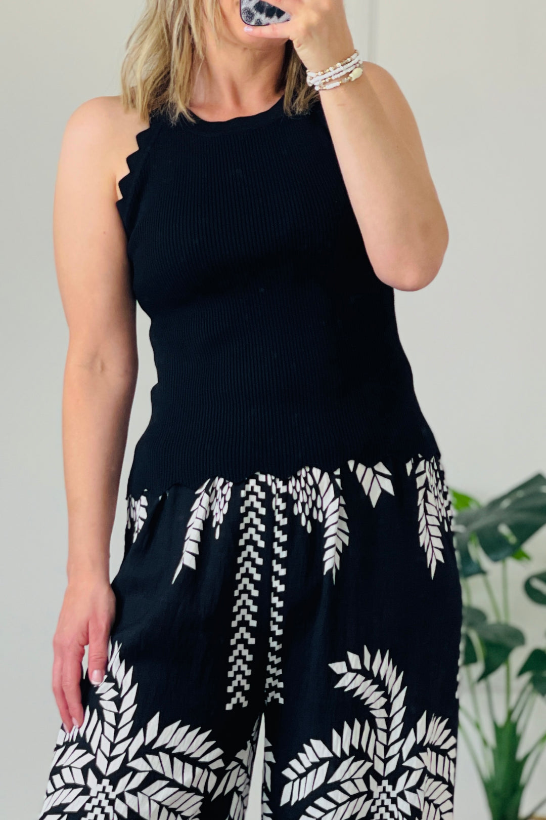 Cara Scallop Edge Rib Vest Top