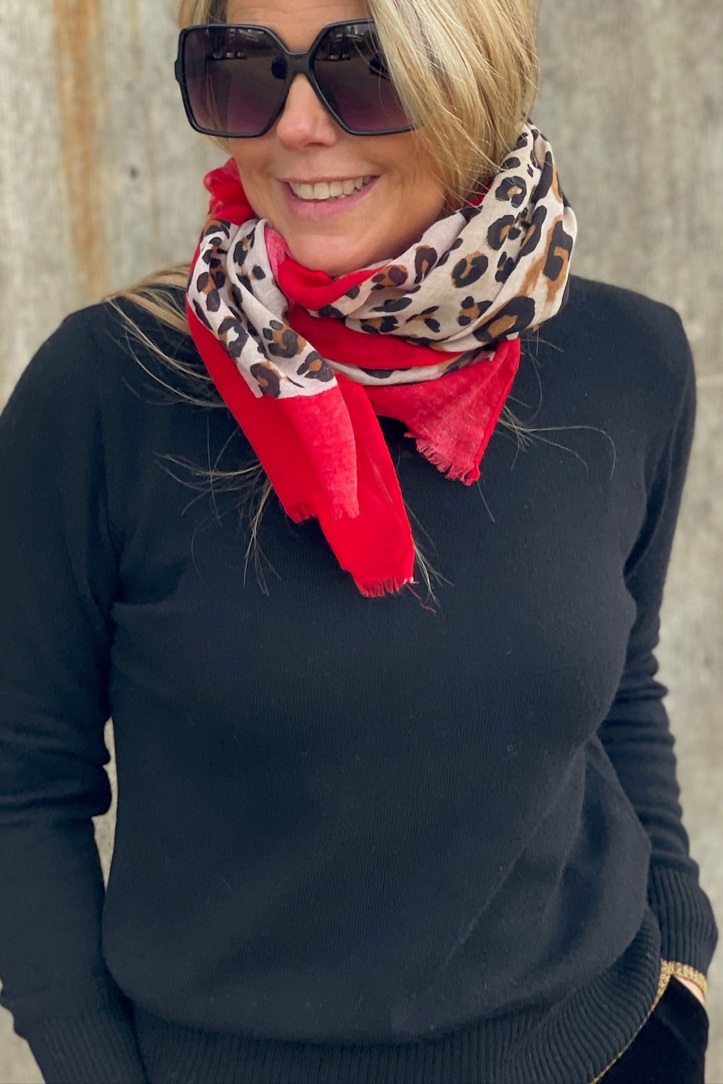 Leo Print Bright Border Scarf | Red
