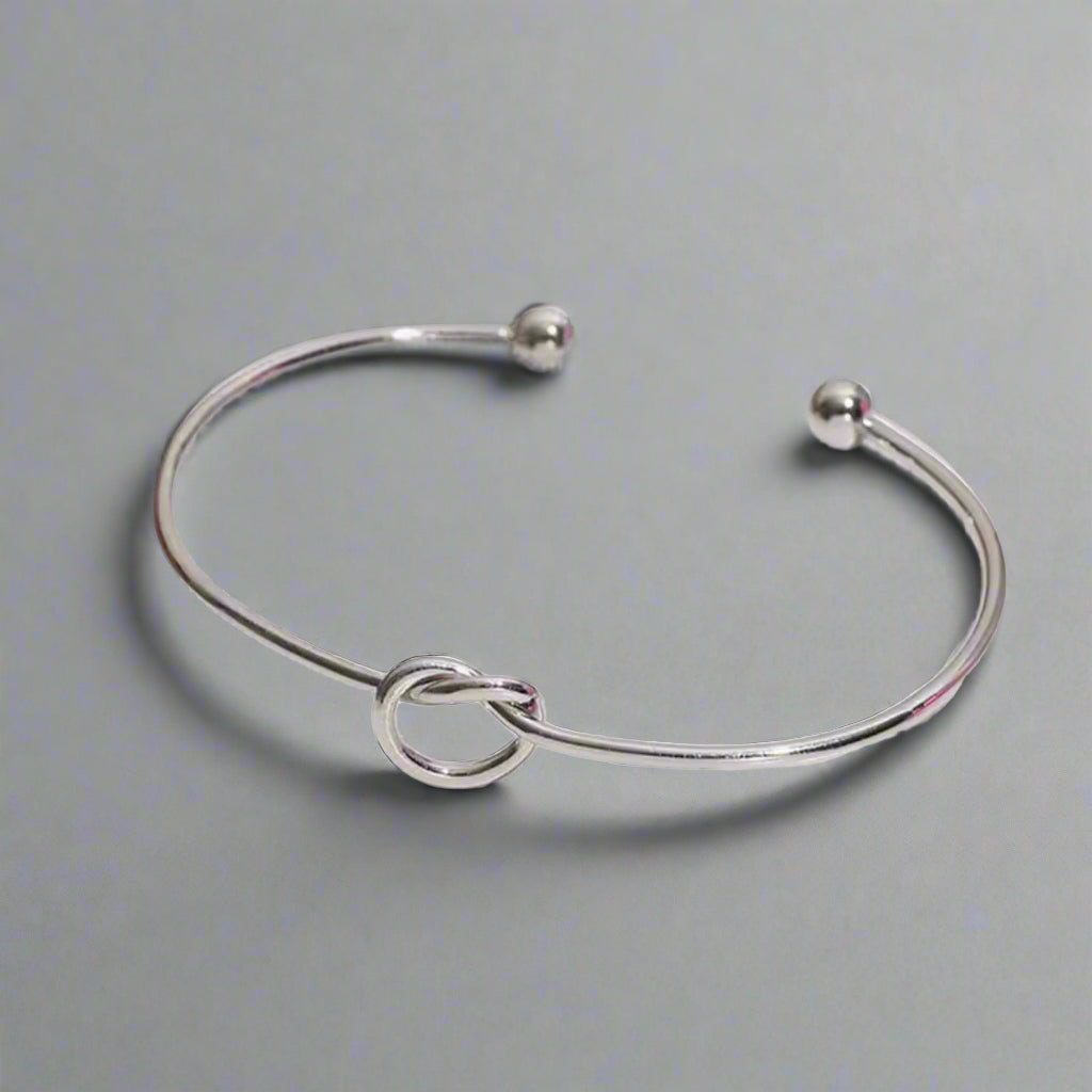 Knot Stainless Steel Bangle | Gold
