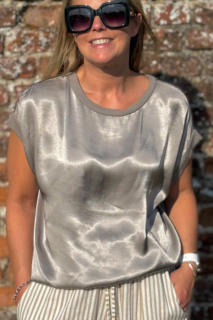 Lina Crew Neck Top