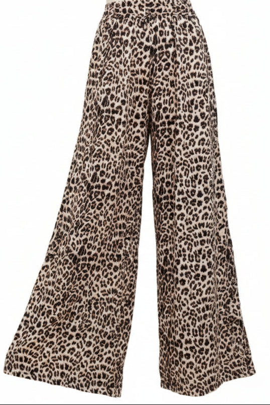 *** PRE ORDER *** Zoe Leopard Print Wide Leg Trousers