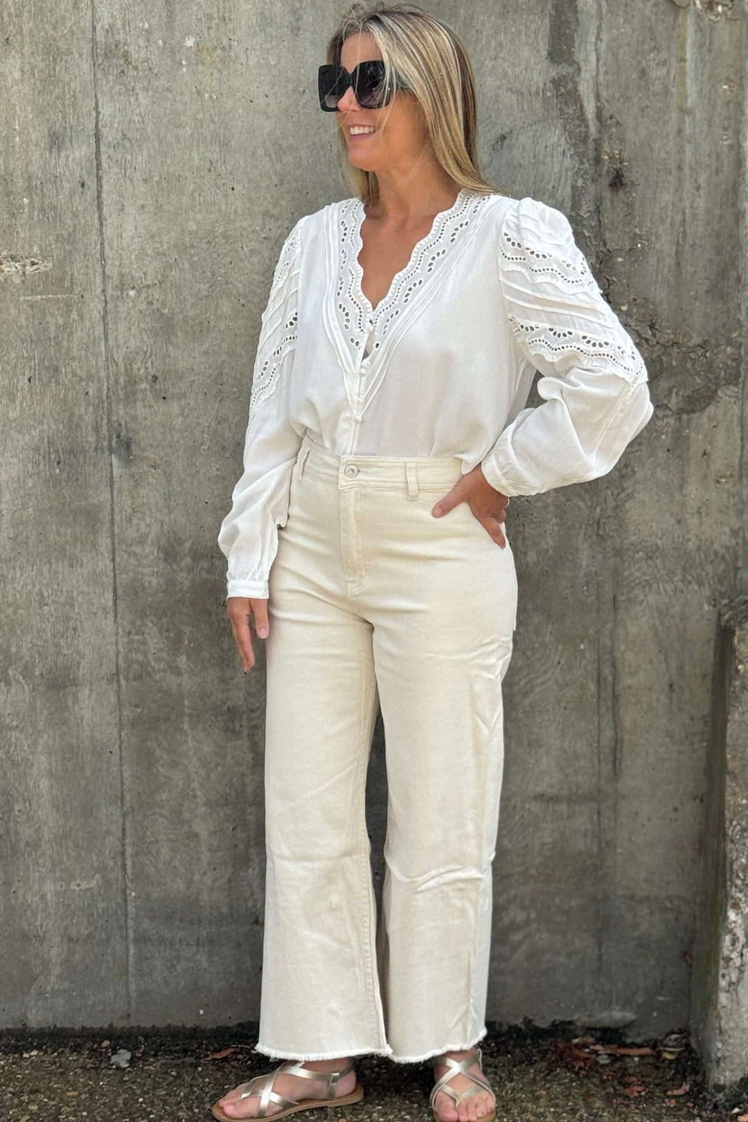 Cropped Straight Leg Jeans