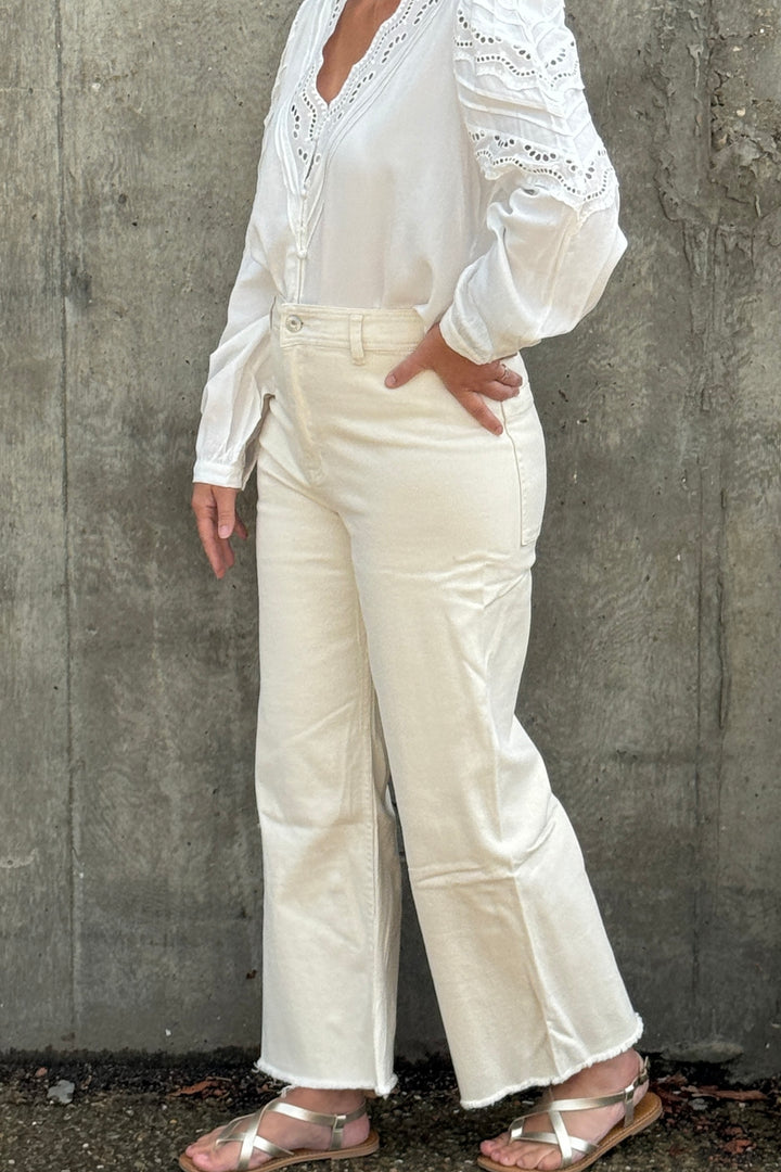 Cropped Straight Leg Jeans