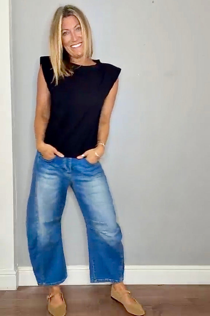 Sutton Shoulder Pad Structured T-Shirt in Black