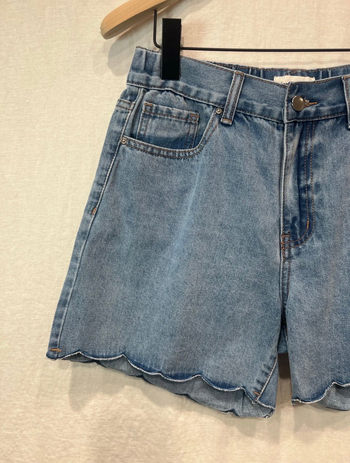 Agi Scalloped Hem Denim Shorts