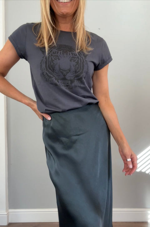 Tiger T Shirt | Dark Ink Blue