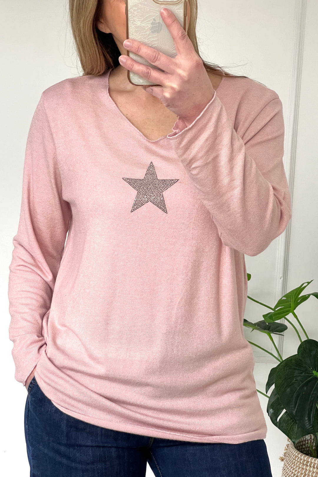 Estelle Star Soft Knit V Neck Jumper | Dusky Pink