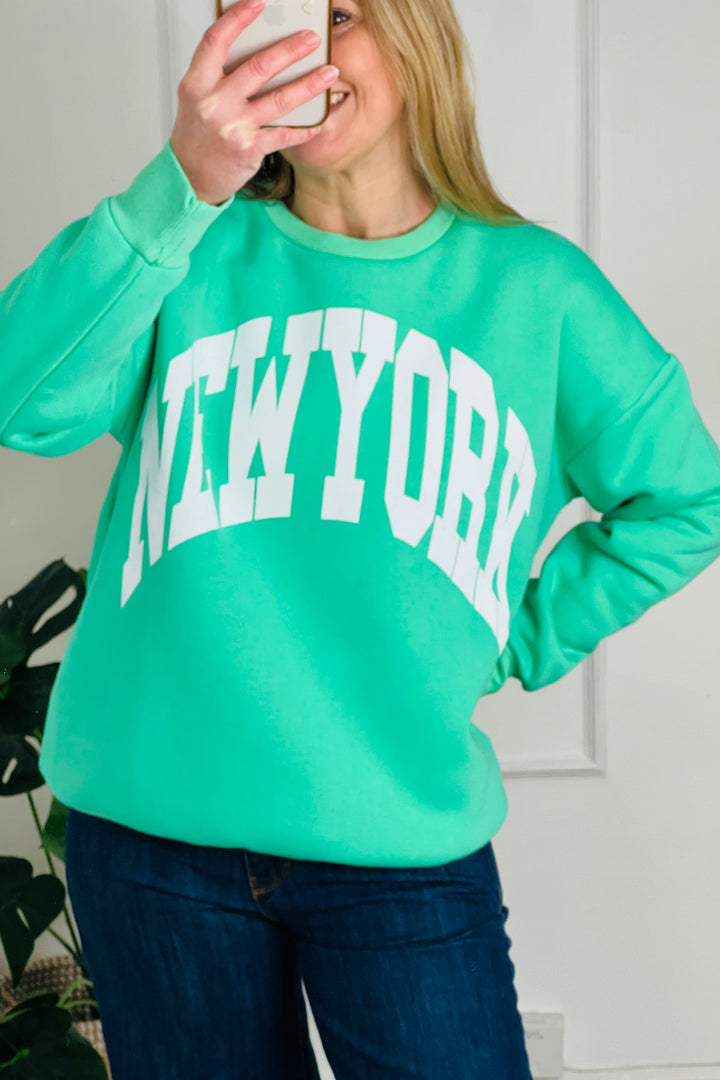 NEW YORK Sweatshirt | Apple Green