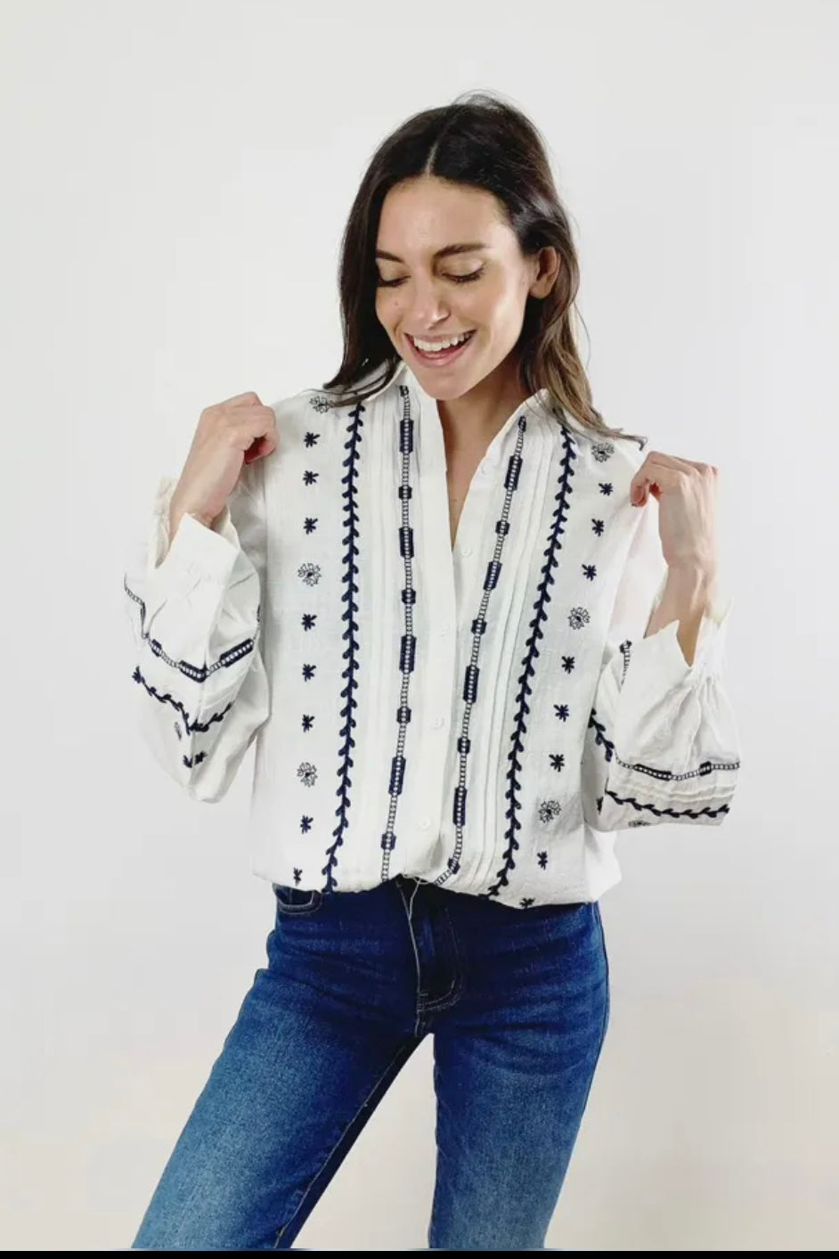 Annecy Blouse | Off White x Navy