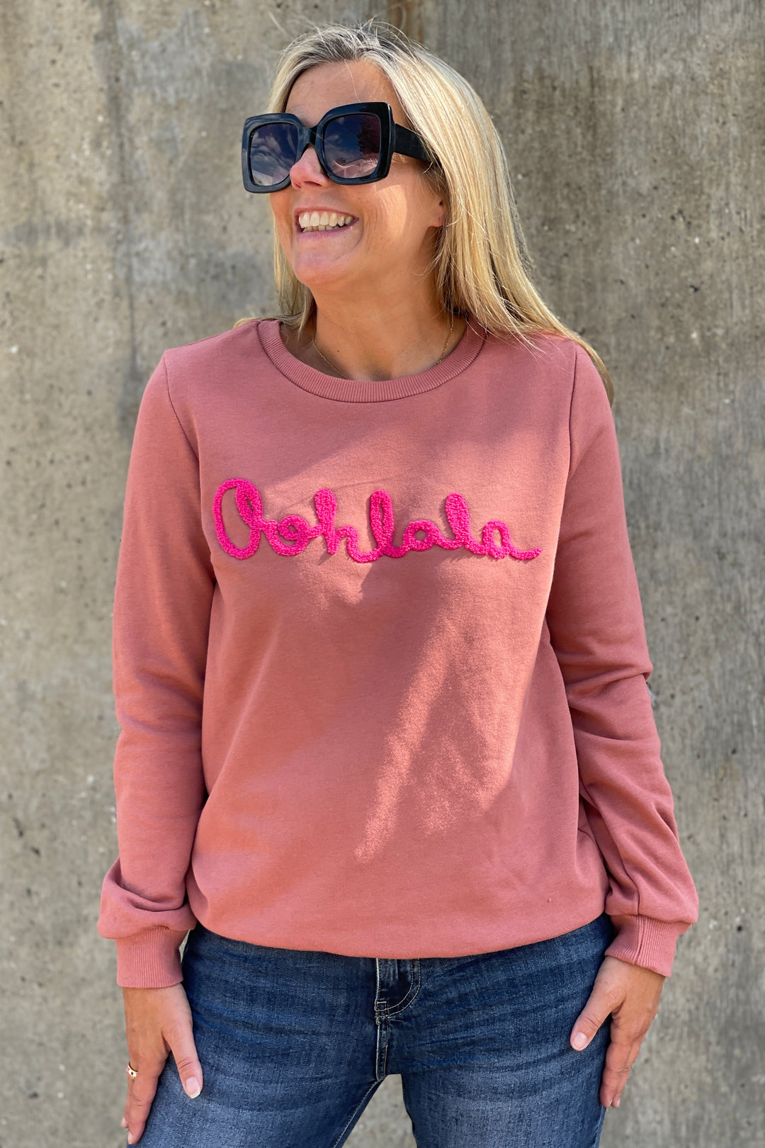 Ooh La La Sweatshirt | Old Rose x Pink