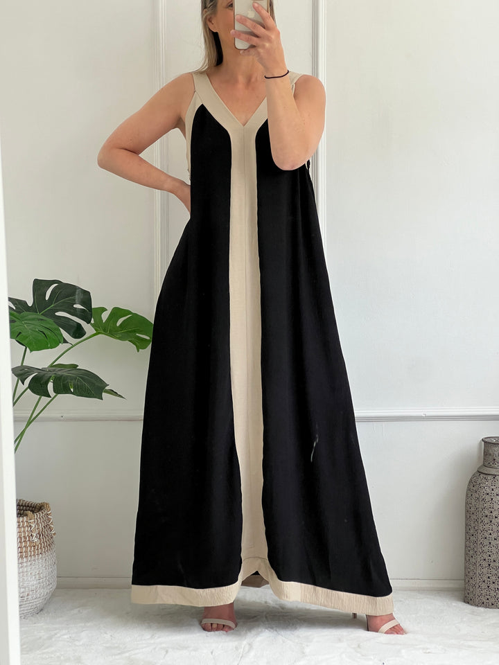 Suzi Maxi Dress | Black x Beige