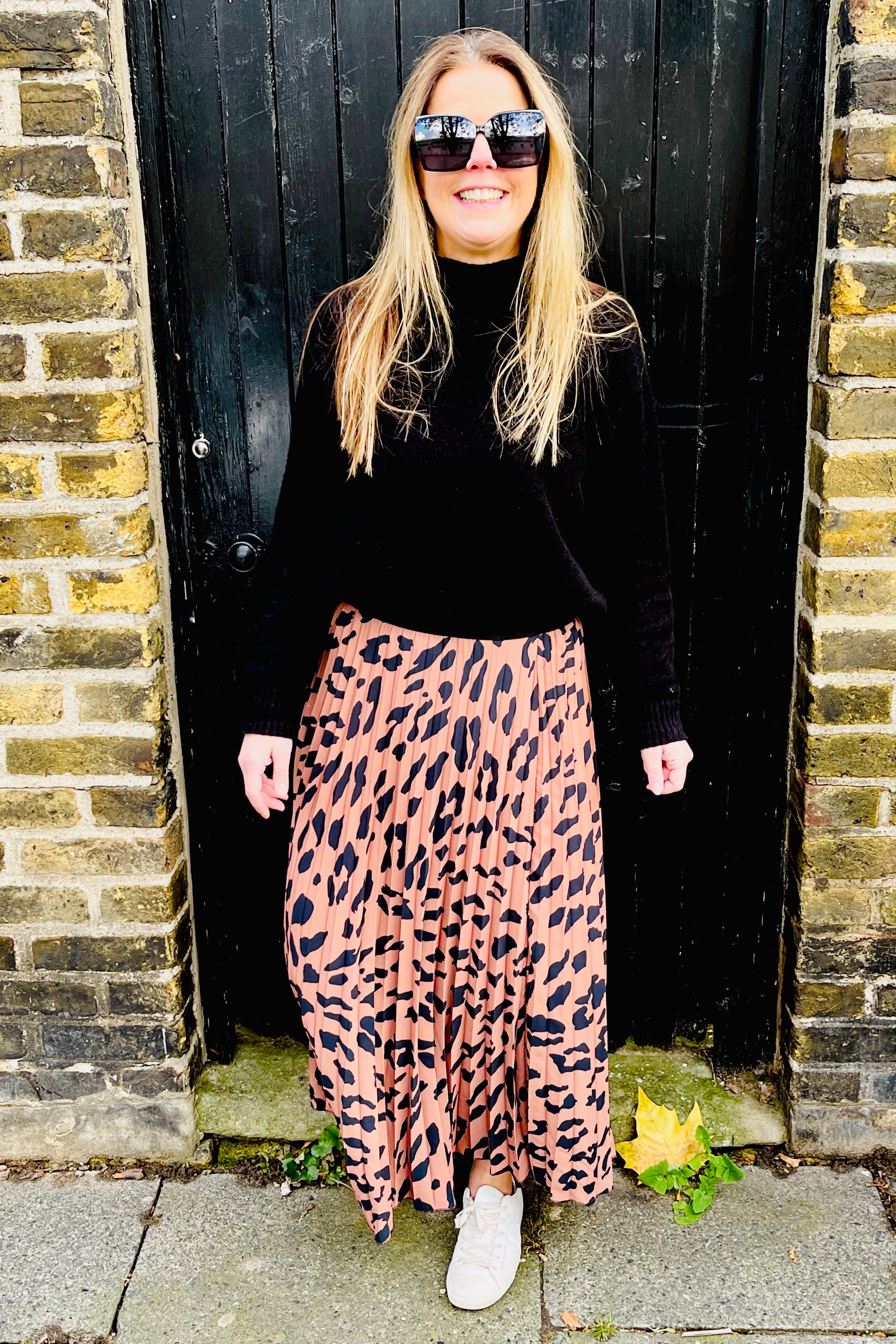 Pleated leopard maxi store skirt