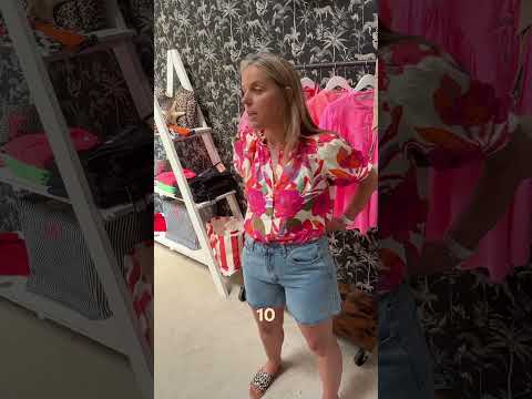 Agi Scalloped Hem Denim Shorts