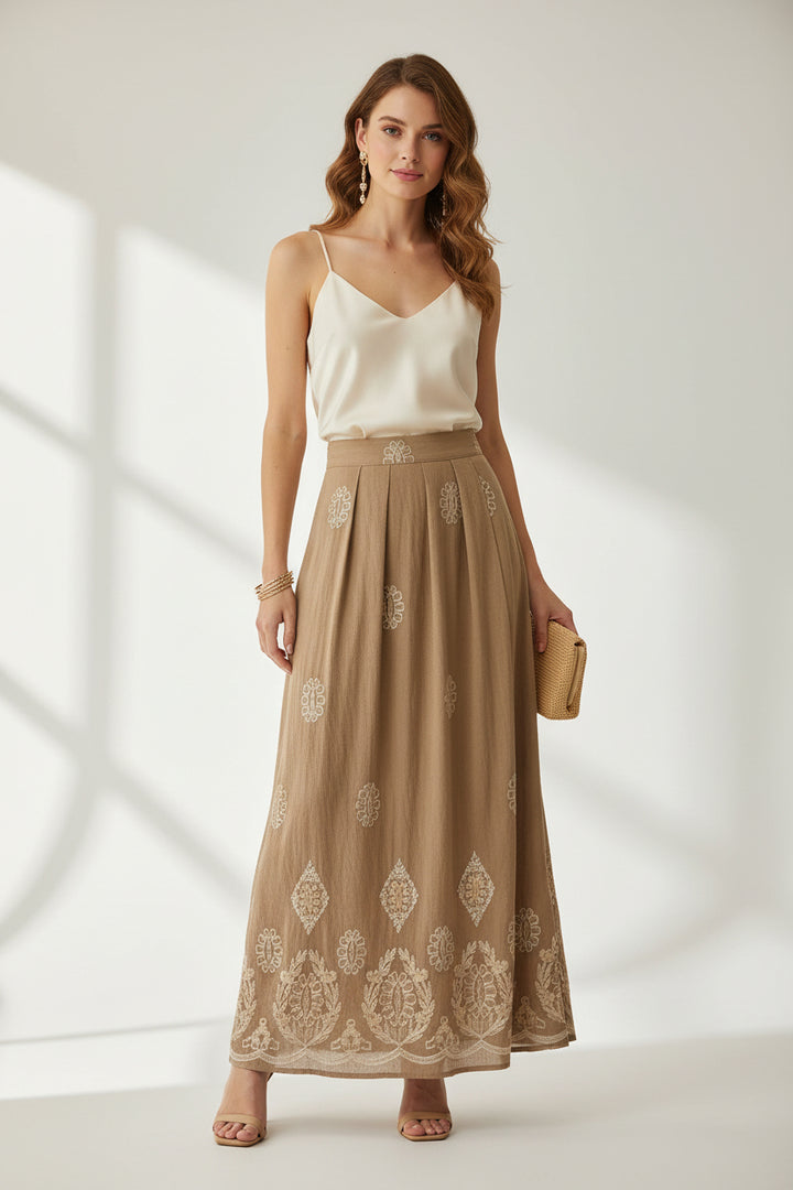 women wearing skirt
