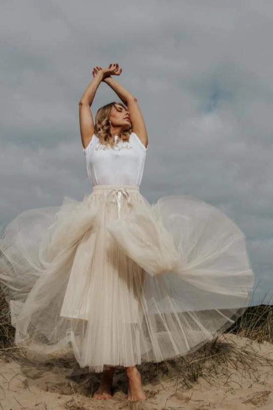 Dolce Vita Tee | White x Nude - south of the river london