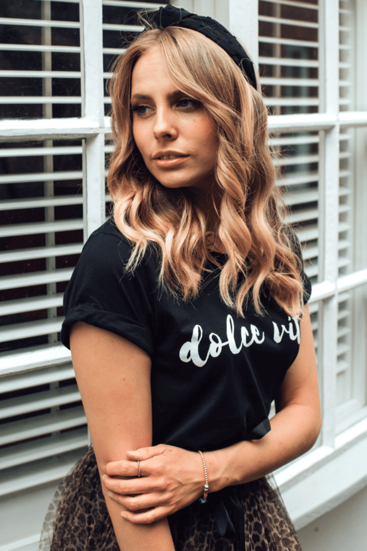 Dolce Vita Organic Cotton T Shirt | Black x White