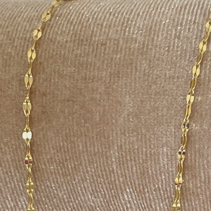Gold Shimmer Chain
