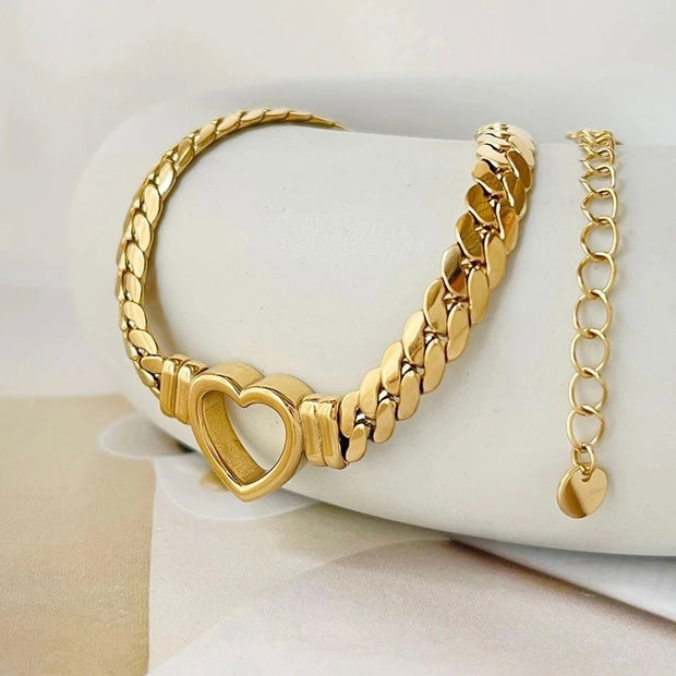 Statement Heart Necklace | Gold